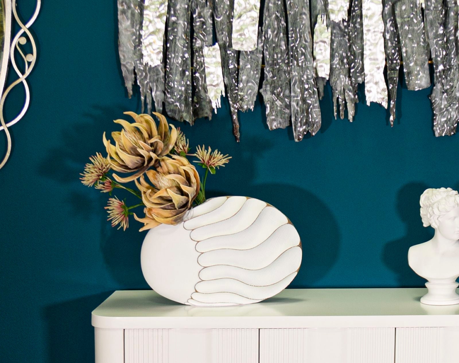 Vase Wellen Weiß Rund – Blumenvase Deko