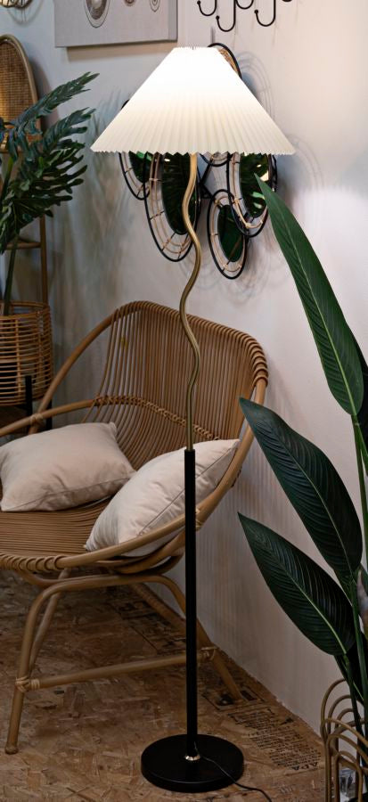 Stehlampe Closy Schwarz Gold 172 cm – Stehleuchte