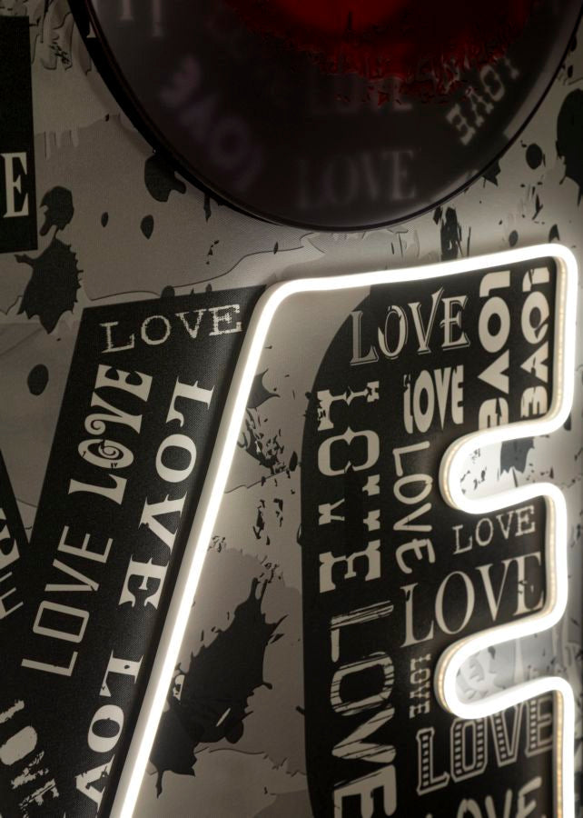 LED-Bild LOVE Schriftzug Bunt – Leinwandbild Deko
